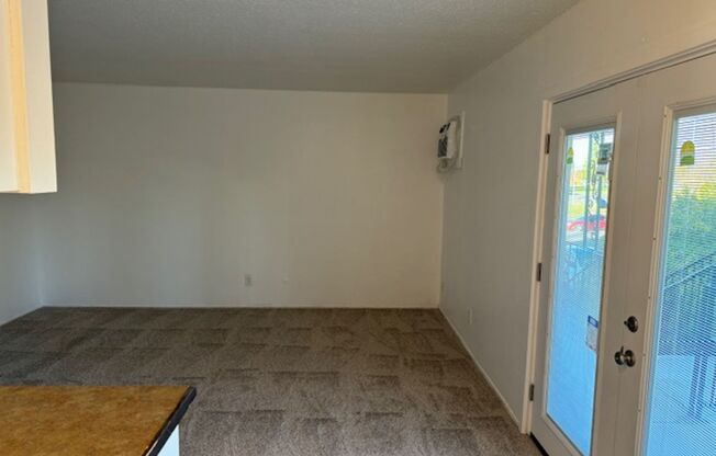 1 bed, 1 bath, $1,150, Unit UNIT 8