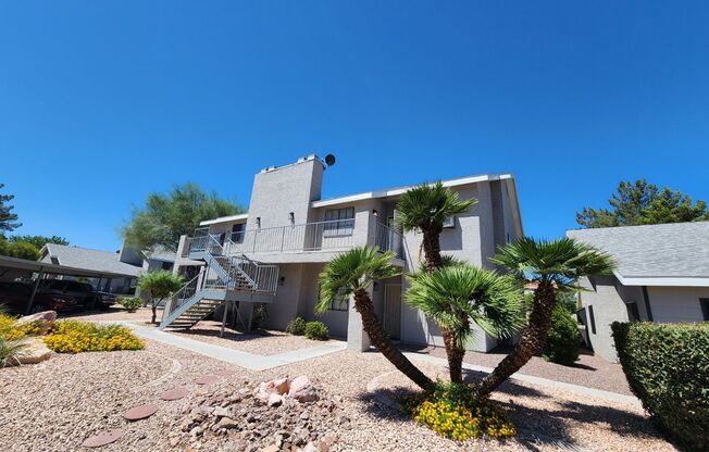 Lovely 2 Bed 2 Bath Downstairs Condo in Green Valley.