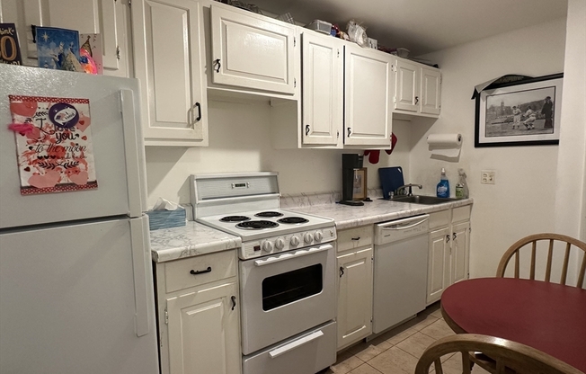 1 bed, 1 bath, 610 sqft, $2,800, Unit 4