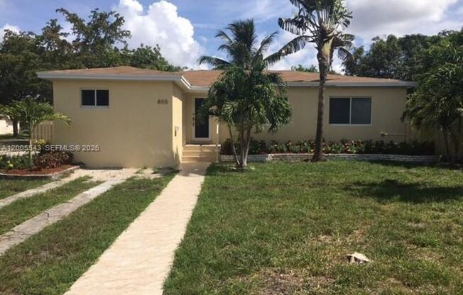 805 NE 138TH ST #805 NORTH MIAMI, FL 33161