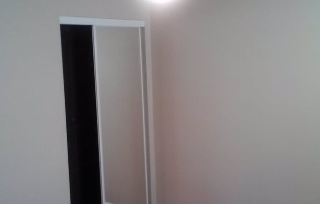 Serene 1 BR/1BA Detached ADU near Dublin's Shamrock Village, Easy Commuter Access to 680/580 Fwy! Freshly Painted Exterior