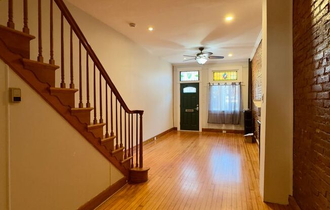 Charming 2 Bedroom/2.5 Bathroom Townhome in Upper Fells Point, Baltimore, MD!