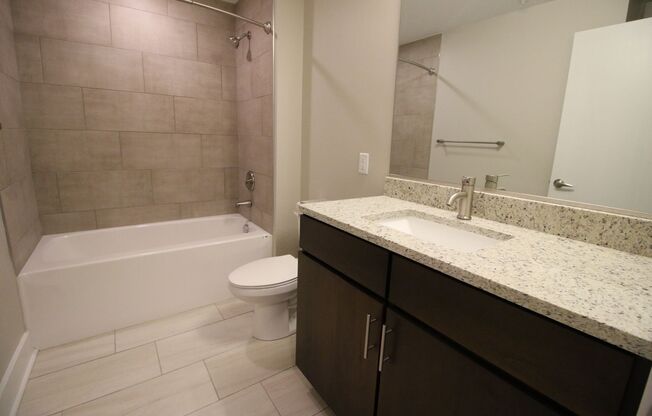 1 bed, 1 bath, 534 sqft, $1,525, Unit APT 535