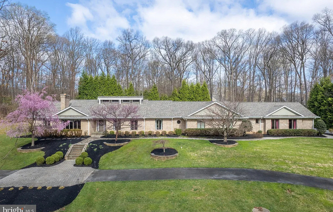 4233 BUCKSKIN WOOD DR