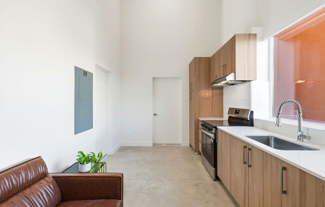 Studio, 1 bath, 315 sqft, $1,741, Unit 201-B