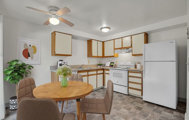 1 bed, 1 bath, 728 sqft, $1,309, Unit 442-45