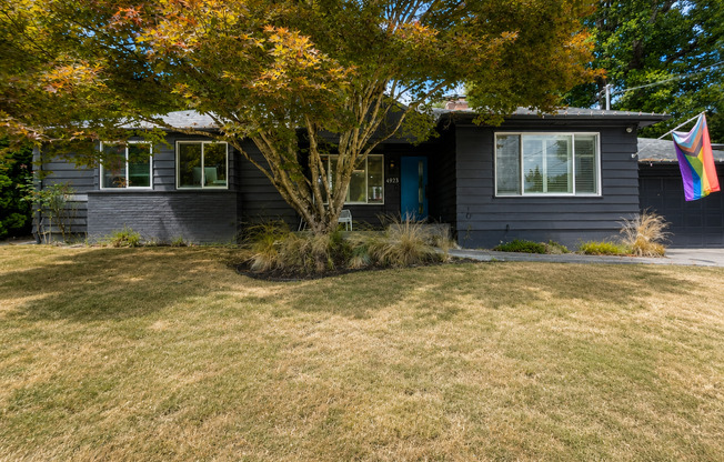 Stunning Single-Level SW Portland 3-Bedroom Home with Designer Kitchen, Park-Like Backyard, EV Charger & Landscaping Included