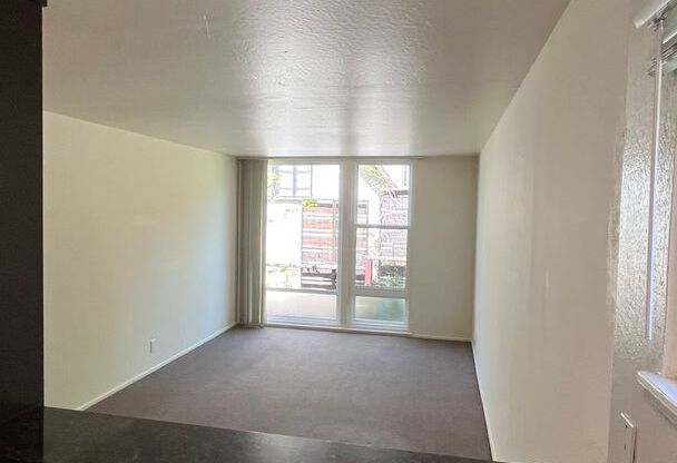 1 bed, 1 bath, 454 sqft, $2,395, Unit 22