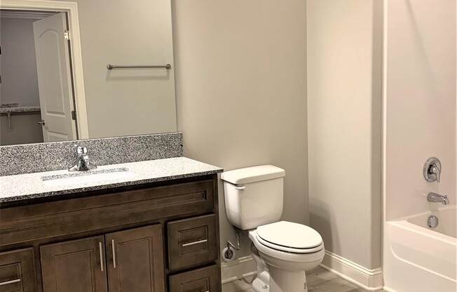 1 bed, 1 bath, 848 sqft, $775, Unit 27