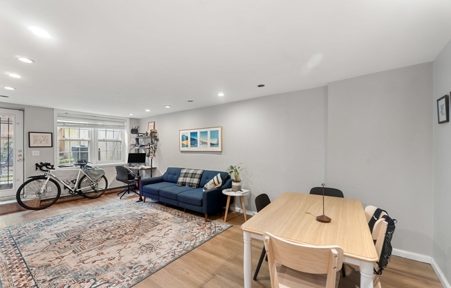 81 WALTHAM ST