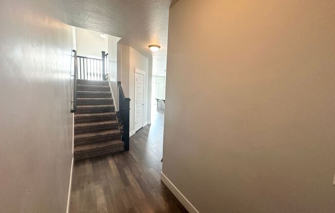 4 Bedroom/3.5 Bathroom Lehi