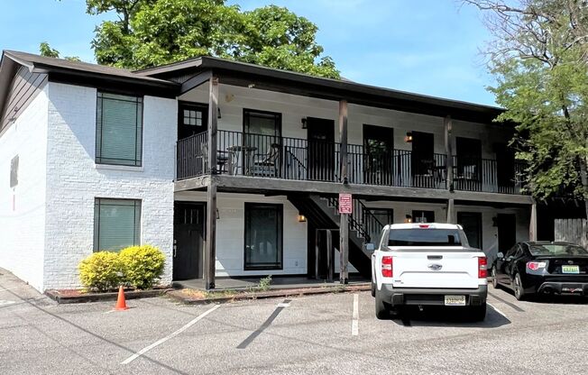 1 bedroom condo 3 blocks from Bryant Denny Stadium available July 2025