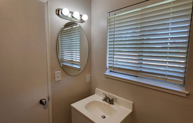 3 beds, 2 baths, 1,500 sqft, $1,925, Unit 4482