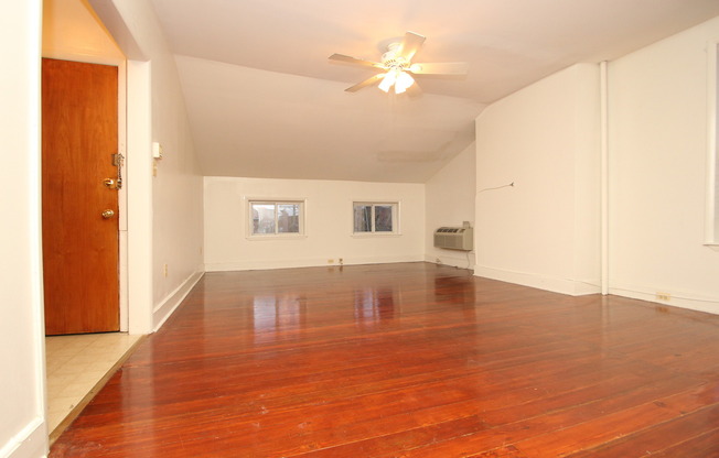 214 W. Monument St