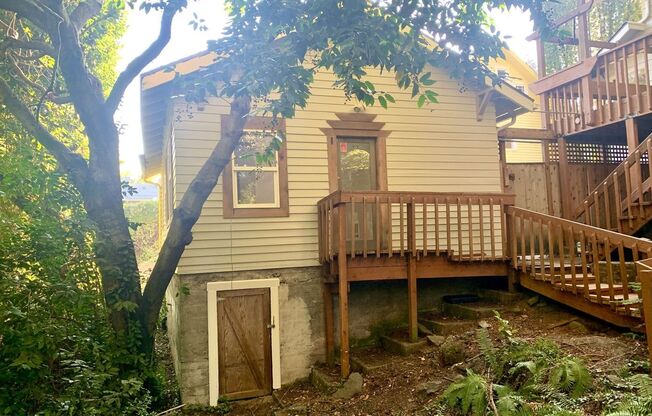Super Cute Studio on Capitol Highway!