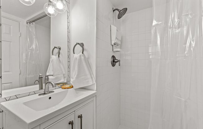 Studio, 1 bath, 400 sqft, $1,495