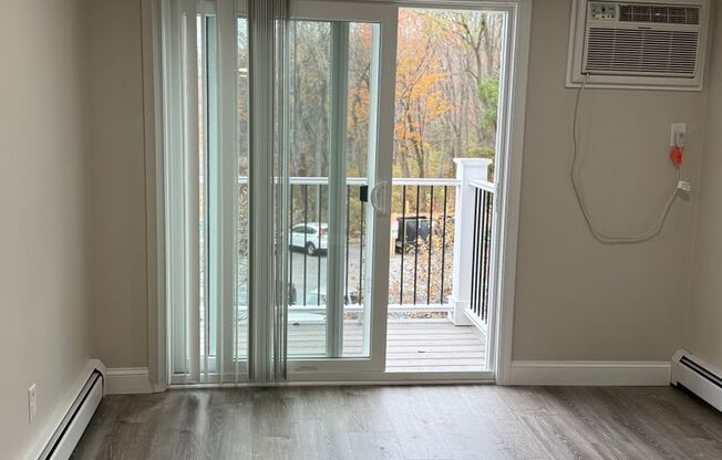 2 beds, 1 bath, 680 sqft, $2,500, Unit 15-31