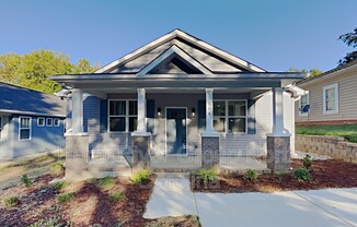 504 Lakewood Ave
