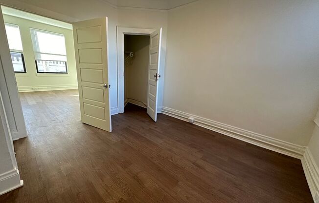 1 bed, 1 bath, 710 sqft, $1,040, Unit 15