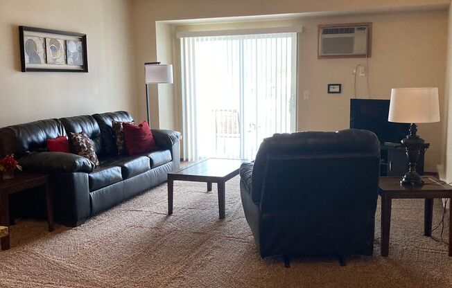1 bed, 1 bath, 803 sqft, $1,425, Unit 1308