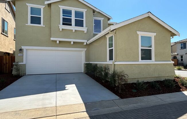 Stunning Brand New 4 Bed 3 Bath Home in Brentwood with SOLAR!