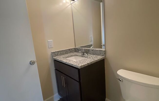 2 beds, 2 baths, 1,000 sqft, $1,990, Unit 14207 #103