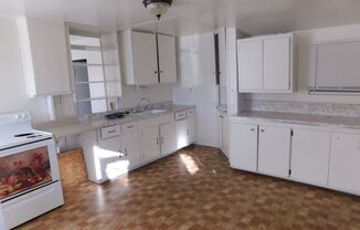 2 beds, 1 bath, $1,250