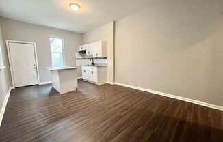 Spacious 3-Bedroom Apartment at 6245 Market St