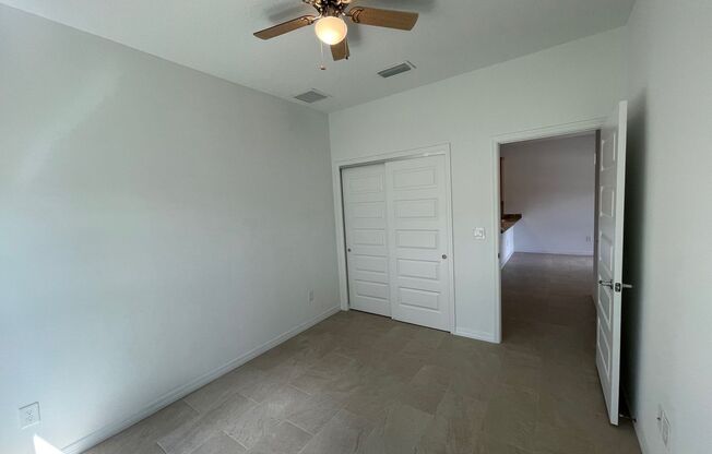 4 beds, 2 baths, $1,950, Unit A