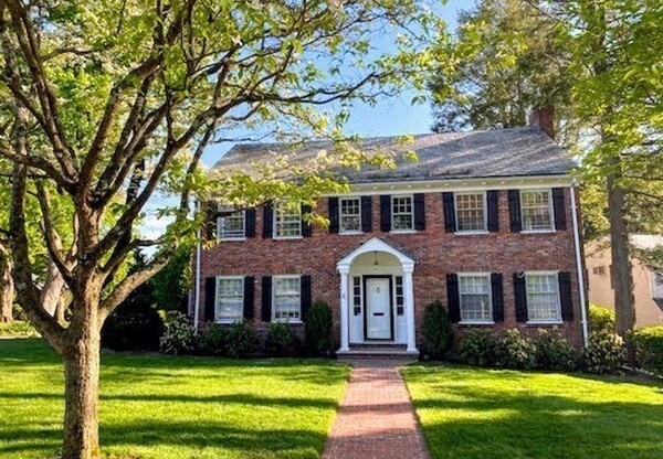 6 SURREY RD