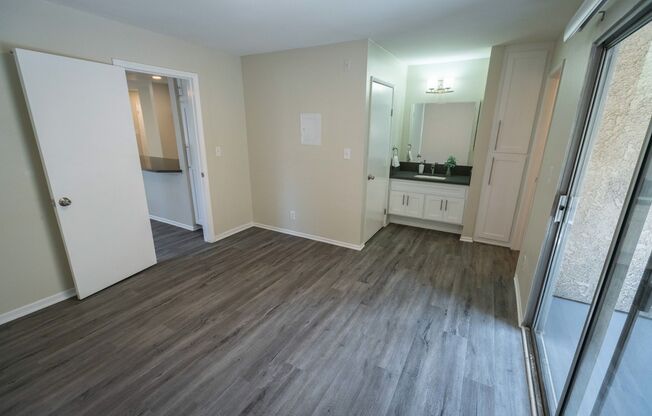 1 bed, 1 bath, 600 sqft, $1,898, Unit 210