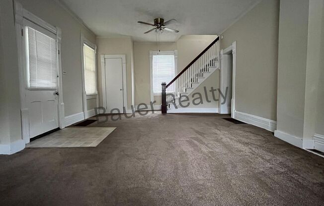 3 beds, 1 bath, 1,200 sqft, $850, Unit 239