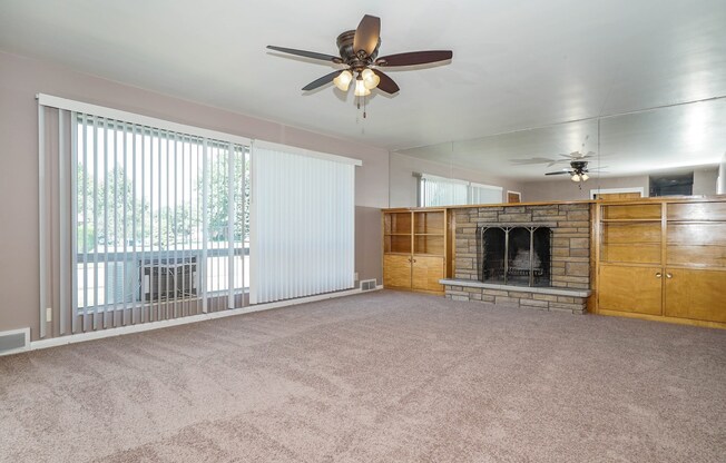 Spacious 3 Bedroom home in Ogden! - Available on July NOW!