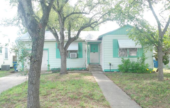 4322 Fir - 2/Bed 1/Bath - $1195/month