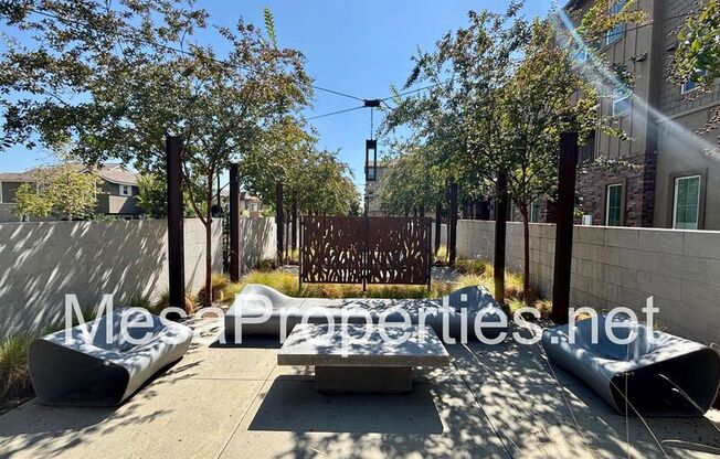 7462 SOLSTICE PL