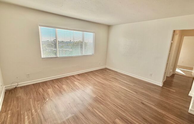 5005 Trojan Ave- Newly Renovated Ground Floor Home