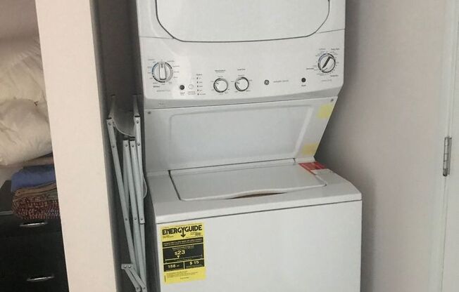 1 bed, 1 bath, $1,800