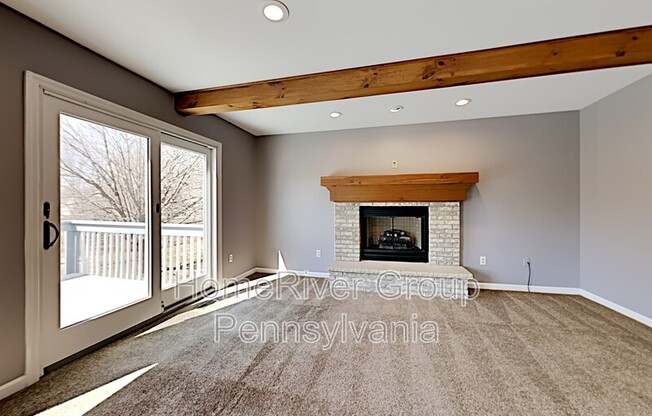 948 NORTHRIDGE DR