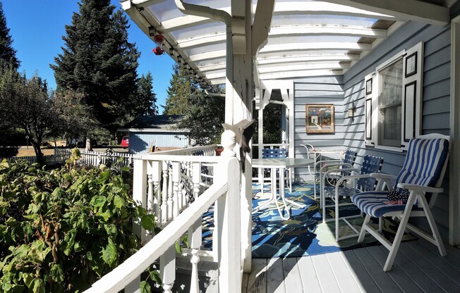 Scandia Waterfront! Furnished! Short lease 10/1/2025-06/30/2026