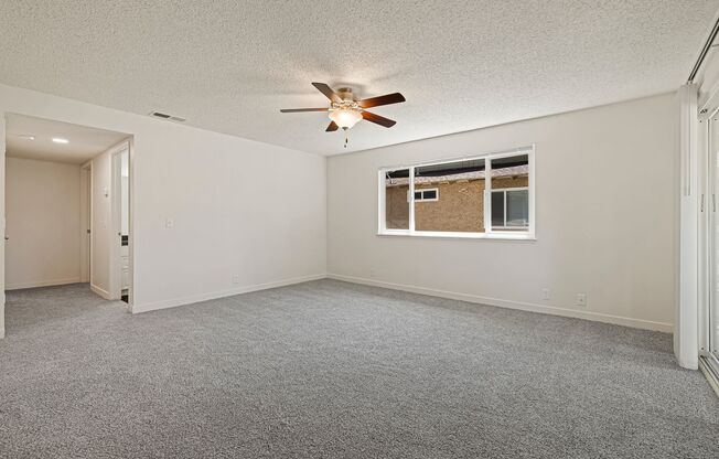 2 beds, 2 baths, 1,000 sqft, $1,575, Unit 045