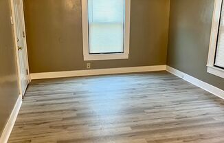 3 beds, 1 bath, $950