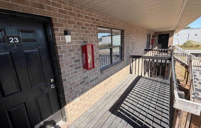 2 beds, 1 bath, 855 sqft, $1,049, Unit 3338-23