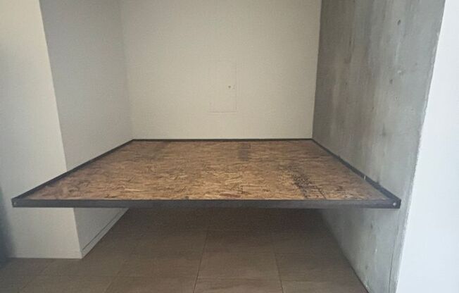 Studio, 1 bath, 382 sqft, $1,950, Unit 405