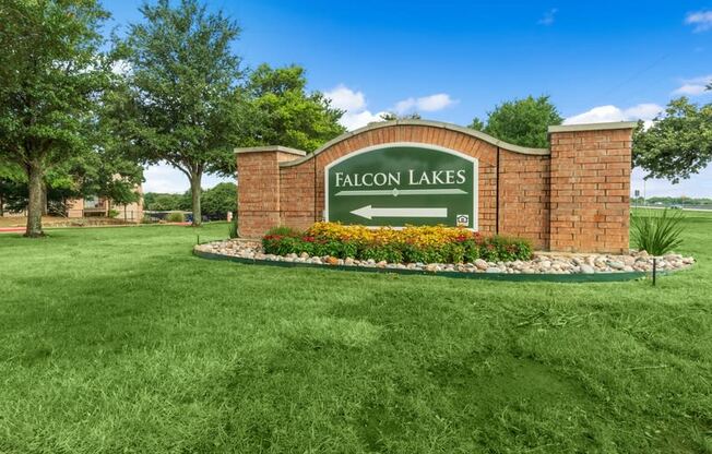 FalconLakes_Exterior