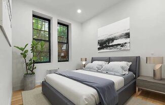 208 E 31 ST