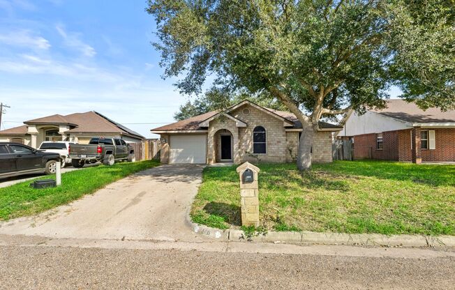 Nice 3BD/2BTH/1GAR home in Rio Hondo!