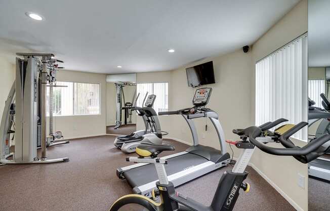 Welcome to Park Merridy Apartments in Northridge, CA