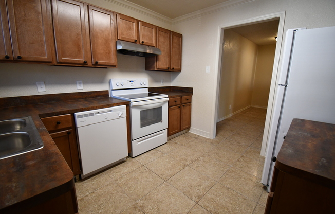 2 beds, 1 bath, $850