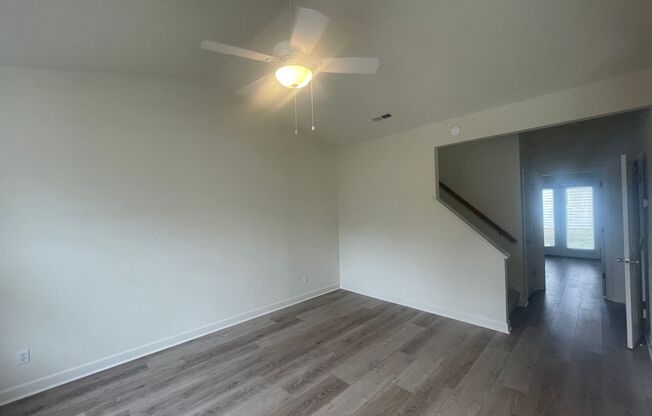 2 beds, 2.5 baths, $1,450, Unit Unit 135