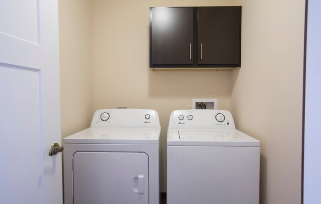 2 beds, 1 bath, 1,068 sqft, $1,474, Unit SB 445-09